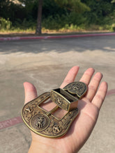 Load image into Gallery viewer, Buckle- 3p7 Bronze Brass or Chrome Silver Fits 1.5''-Bull Rider
