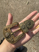 Load image into Gallery viewer, Buckle- 3p7 Bronze Brass or Chrome Silver Fits 1.5''-Bull Rider