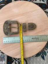 Load image into Gallery viewer, Buckle- 3p7 Bronze Brass or Chrome Silver Fits 1.5''-Horse