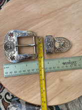 Load image into Gallery viewer, Buckle- 3p7 Bronze Brass or Chrome Silver Fits 1.5''-Horse