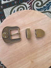 Cargar imagen en el visor de la galería, Buckle- 3p7 Bronze Brass or Chrome Silver Fits 1.5''-Longhorn