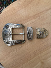 Cargar imagen en el visor de la galería, Buckle- 3p7 Bronze Brass or Chrome Silver Fits 1.5''-Prayer