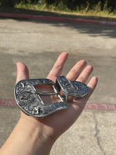 Cargar imagen en el visor de la galería, Buckle- 3p7 Bronze Brass or Chrome Silver Fits 1.5''-Rooster