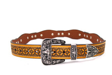 Cargar imagen en el visor de la galería, Concho Belt- #8030-8035 Silver Western Concho Belt
