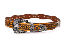 Cargar imagen en el visor de la galería, Concho Belt- #8030-8035 Silver Western Concho Belt
