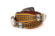 Cargar imagen en el visor de la galería, Concho Belt- #8030-8035 Silver Western Concho Belt
