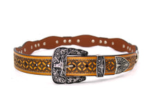 Cargar imagen en el visor de la galería, Concho Belt- #8030-8035 Silver Western Concho Belt
