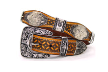 Cargar imagen en el visor de la galería, Concho Belt- #8030-8035 Silver Western Concho Belt
