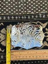 Cargar imagen en el visor de la galería, B55- Longhorn Horseshoe Gold&amp;Silver
