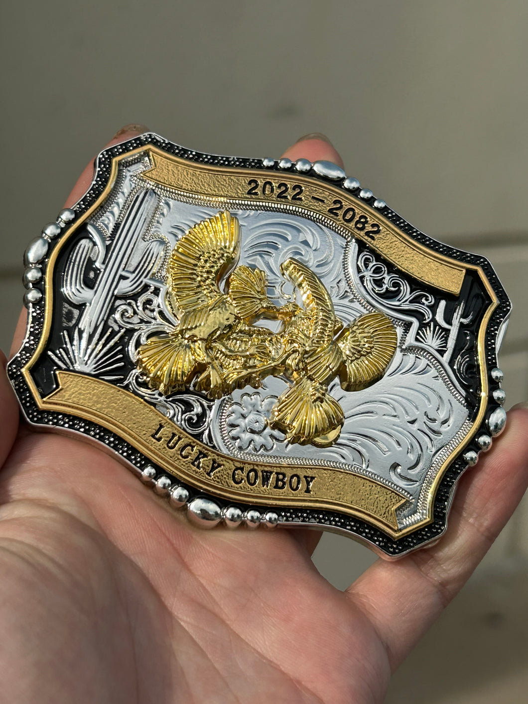 B55- Roosters Gold & Silver